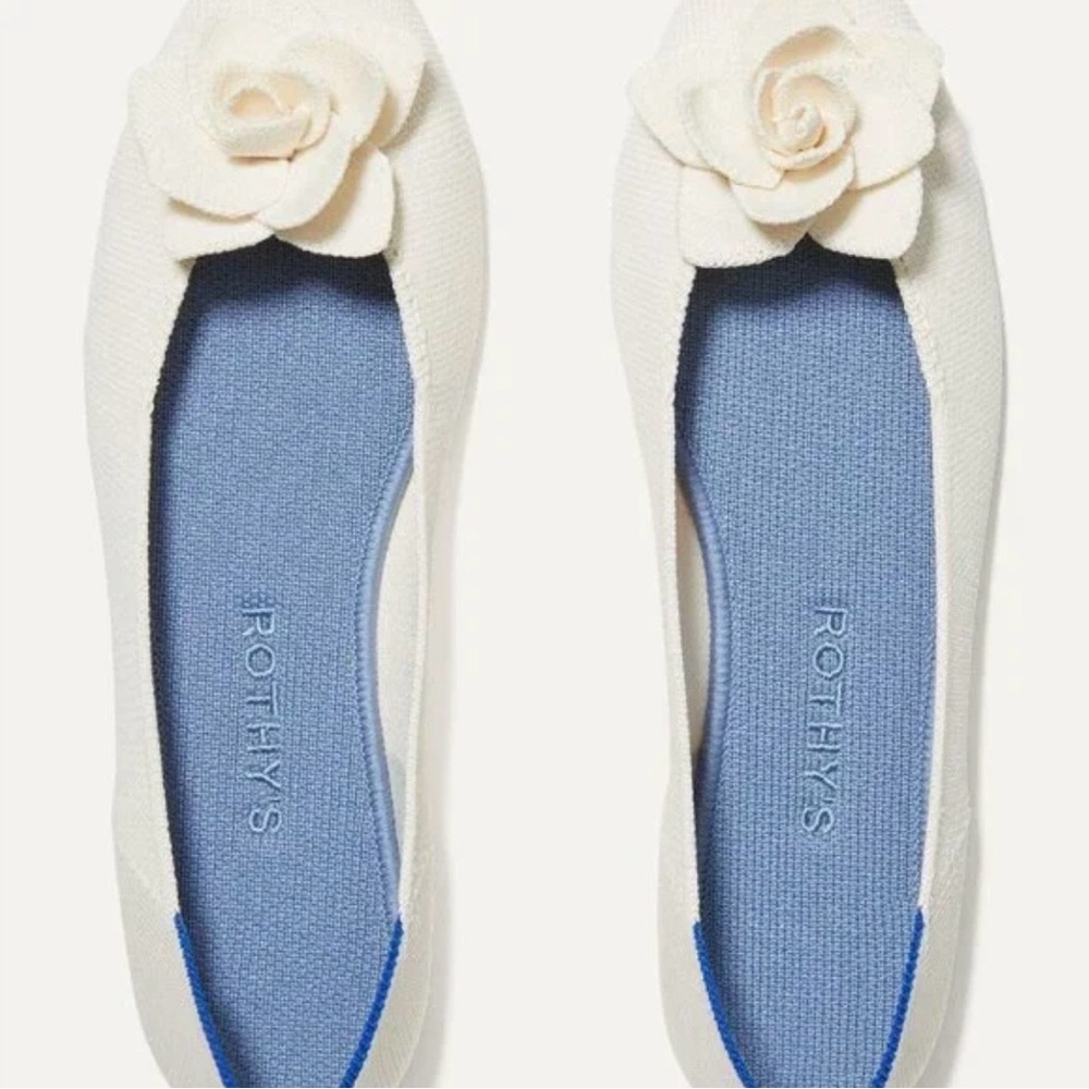 Rothy’s The Petal square love birds shoe